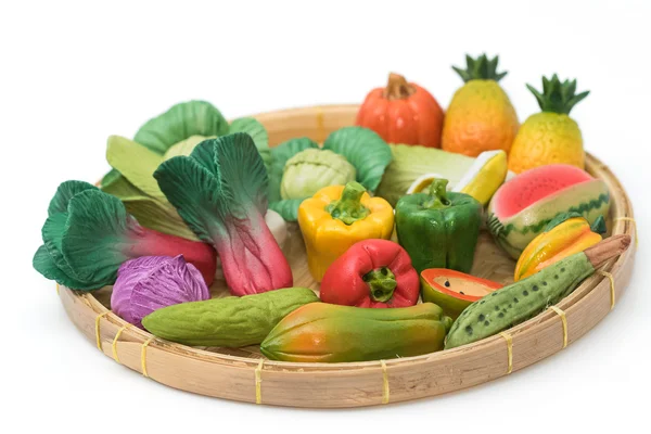 Hecho a mano y variedad de verduras de arcilla en miniatura y frutas — Foto de Stock