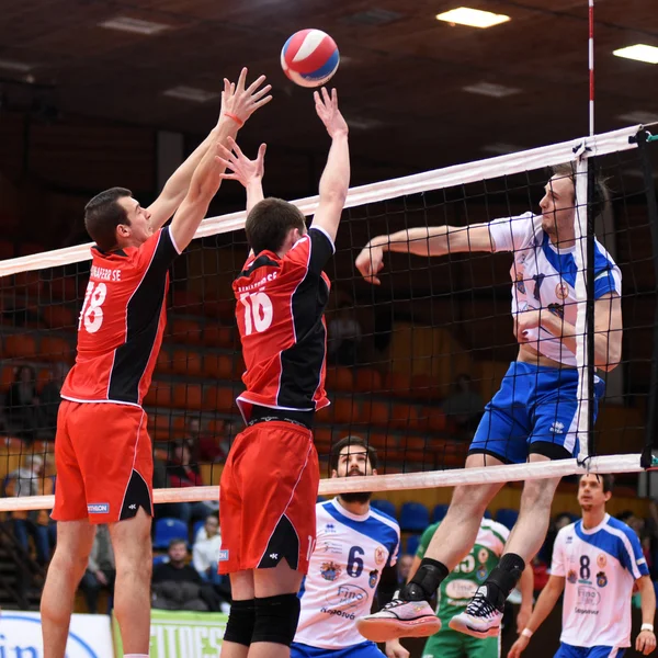 Kaposvar - Jeu de volley-ball Dunaferr — Photo