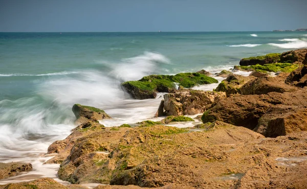 View Waves Crashing Rocks Summer Sunny Day Israel Ashkelon July — Stock Photo, Image