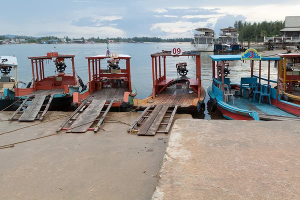 Fährhafen — Stockfoto