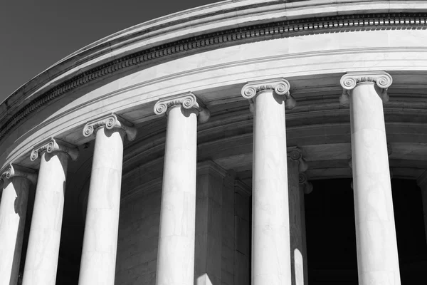 Jefferson Memorial taş sütunlar — Stok fotoğraf