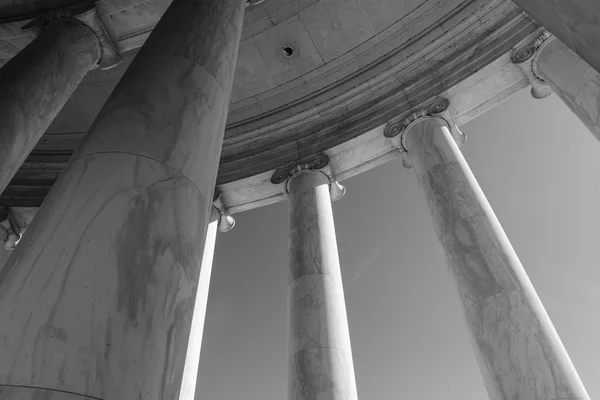 Jefferson Memorial taş sütunlar — Stok fotoğraf