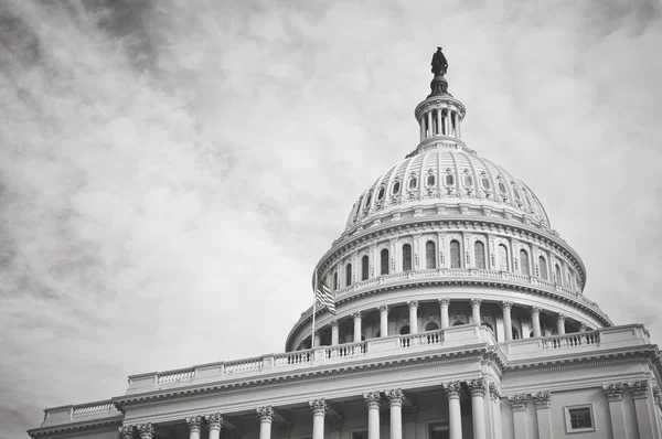 Capitol Hill Building en Washington DC con filtro Vintage — Foto de Stock