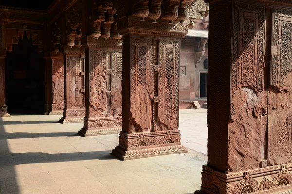 Pilares en Fort Agra en la India — Foto de Stock