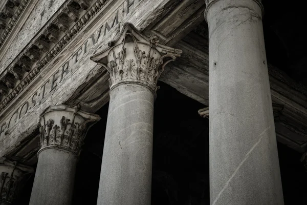 Pantheon of Agripa Pillars — Stock Photo, Image