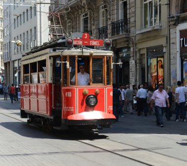 Istanbul Türkiye'nin kırmızı el arabası
