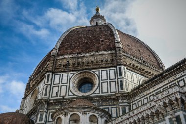 Duomo bazilika Katedrali