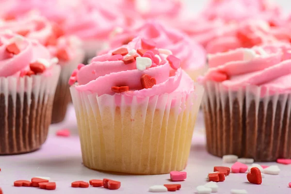 Alla hjärtans dag cupcakes — Stockfoto