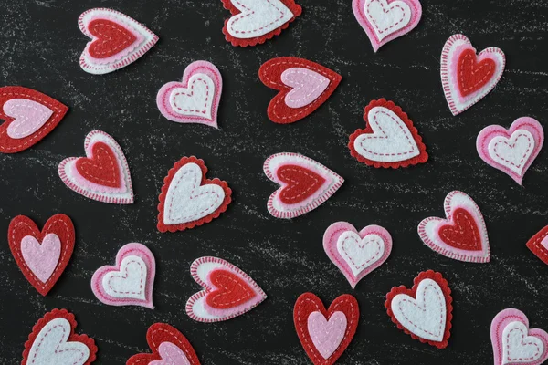 Κόκκινες καρδιές σε μια Chalkboard — Φωτογραφία Αρχείου