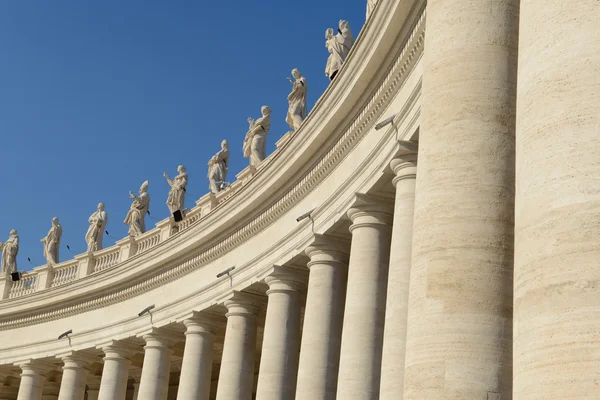 Esculturas de santos no Vaticano — Fotografia de Stock