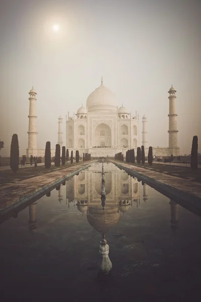 Taj mahal in agra, india — Stockfoto