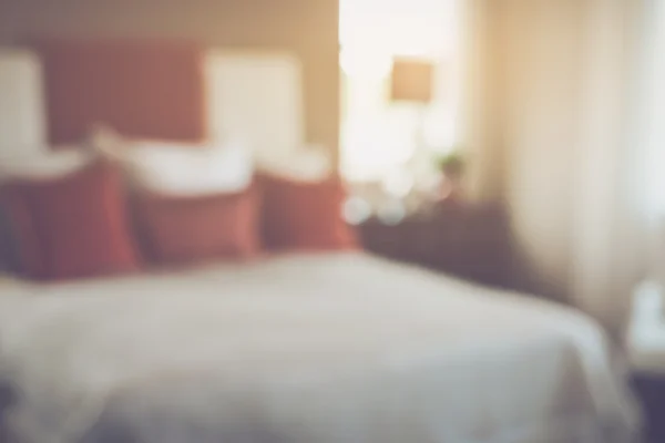 Camera da letto sfocata con letto — Foto Stock