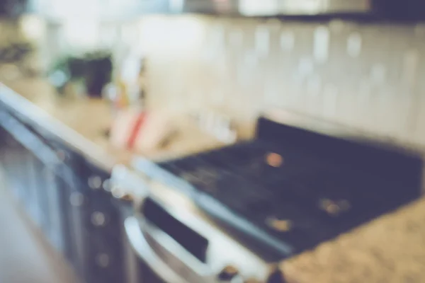 Verschwommene Küche mit Retrofilter — Stockfoto