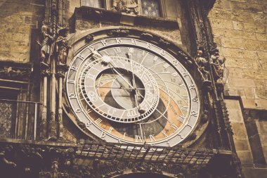 square and astronomical clock clipart