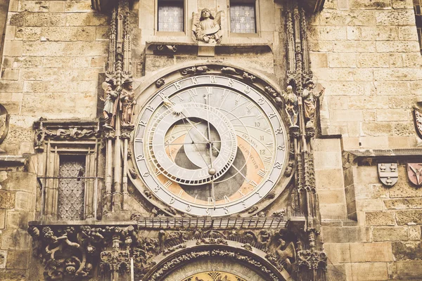 Horloge carrée et astronomique — Photo