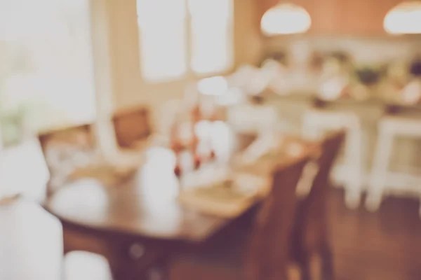 Bulanık mutfak masası — Stok fotoğraf