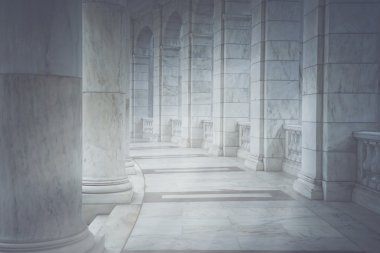 taş sütunlar eski bina