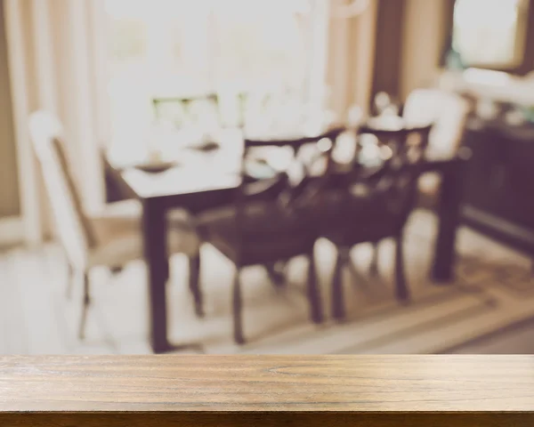 Table de salle à manger floue — Photo