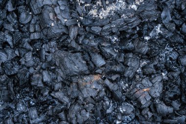 Siyah kömür dokusu arka planı. Seçici odaklanma. Kamera hareketi.