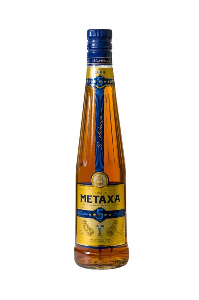 Moscow, Oroszország november 09, 2015: üveg Metax. A görög barna szellem 1888-ben készült a Spyros Metaxa, borpárlat keveréke, Muscat borok, rózsaszirom, mediterrán gyógynövények . — Stock Fotó