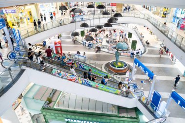 Nakhon Ratchasima, Tayland - 15 Ağustos 2020, Cumartesi günü Nakhon Ratchasima Terminali, Tayland.