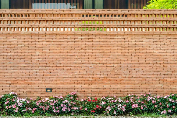 Tło Muru Cegły Różowy Biały Kwiat Dole Dla Architektury Kombinacji — Zdjęcie stockowe