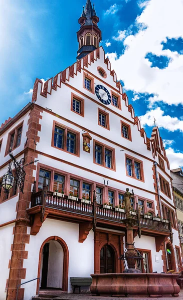 Det gamla rådhuset i Weinheim, Tyskland — Stockfoto