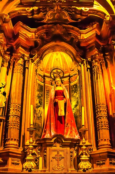Święty ołtarz Maryi w Klasztor Hieronimitów Lizbona, Portugalia — Zdjęcie stockowe