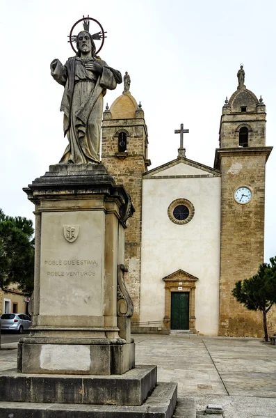 Parafia świętych Cosme i Damia Kościoła (1853) Pina w Mallorca, Hiszpania — Zdjęcie stockowe