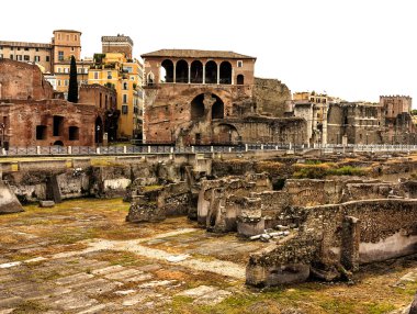 Forum Trajan, Roma kalıntıları