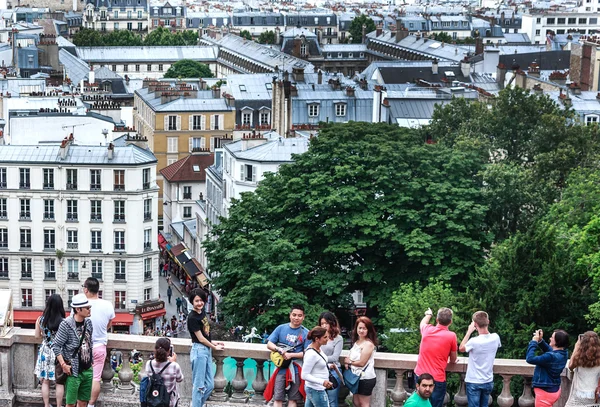 Op de heuvel van Montmartre in Parijs — Stockfoto