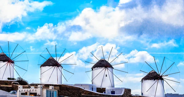 Mykonos berühmte Windmühlen, Griechenland — Stockfoto