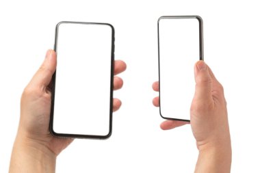 Beyaz arka planda elle izole edilmiş akıllı telefon. Beyaz perde. Boşluğu kopyala.