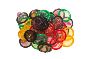 Renkli prezervatifler. Üst görünüm. 