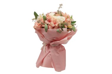 Pembe ambalaj kağıdında yumuşak pembe çiçekler.. 