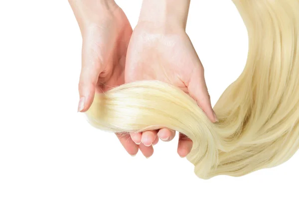 Концепция Ухода Волосами Женская Рука Гладит Светлые Волосы Белом Фоне — стоковое фото