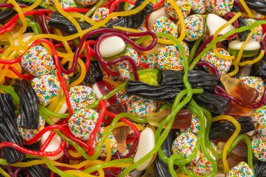 Lezzetli jöleli şekerler. Üst görünüm.  