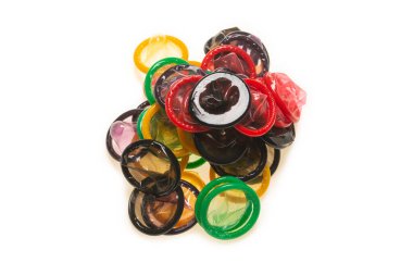 Renkli prezervatifler. Üst görünüm. 