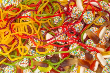 Lezzetli jöleli şekerler. Üst görünüm.  