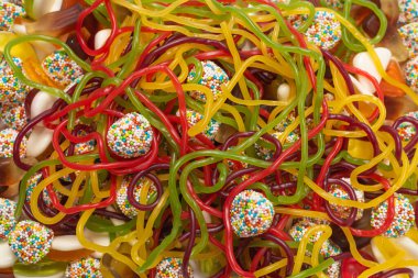 Lezzetli jöleli şekerler. Üst görünüm.  