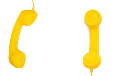 Sarı cep telefonu beyaz arkaplanda izole edildi. Üst görünüm.  