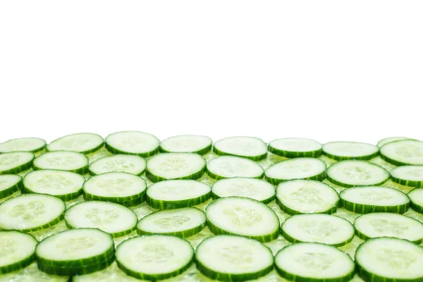 Verse Groene Plakjes Komkommer Als Achtergrond Bovenaanzicht — Stockfoto
