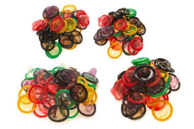 Renkli prezervatifler. Üst görünüm. 