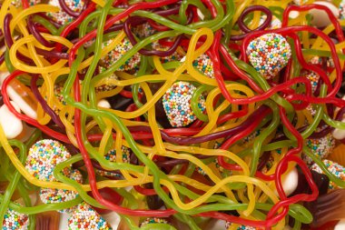 Lezzetli jöleli şekerler. Üst görünüm.  