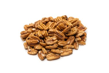 Fındık fıstığı beyaz arka planda izole edilmiş. Üst görünüm. 