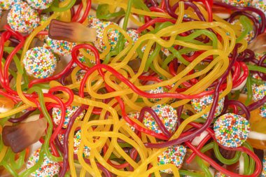 Lezzetli jöleli şekerler. Üst görünüm.  