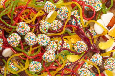 Lezzetli jöleli şekerler. Üst görünüm.  