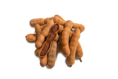 Beyaz arka planda izole edilmiş tatlı demirhindi. Üst görünüm. 