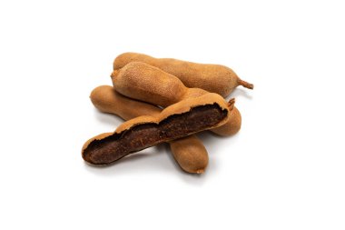 Beyaz arka planda izole edilmiş tatlı demirhindi. Üst görünüm. 