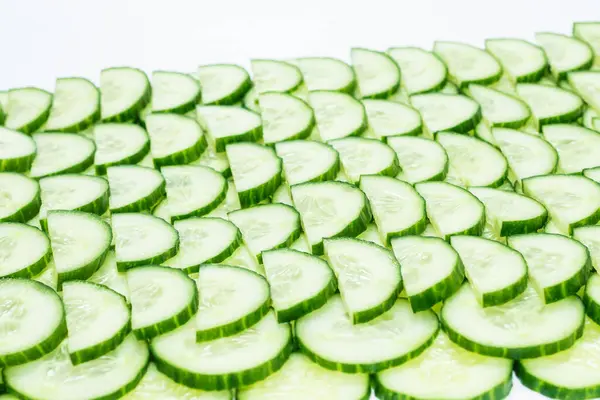 Frische Grüne Gurkenscheiben Als Hintergrund Ansicht Von Oben — Stockfoto